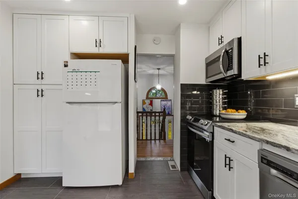 $650,000 | 31 Colonel Enoch Drive, Carmel, NY 10512