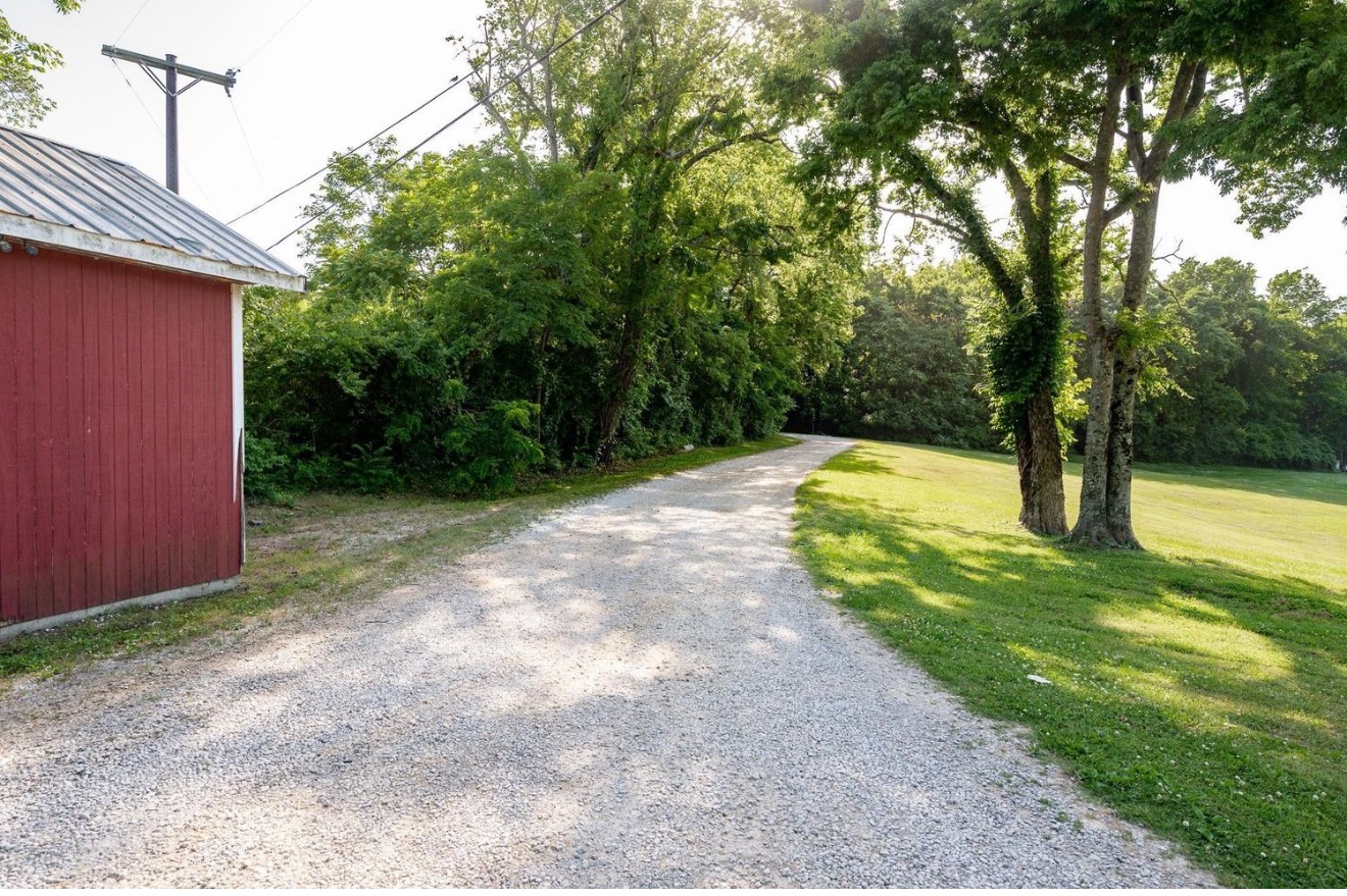 1166 Barnes Road Antioch, TN 37013 - Photo 5 of 10