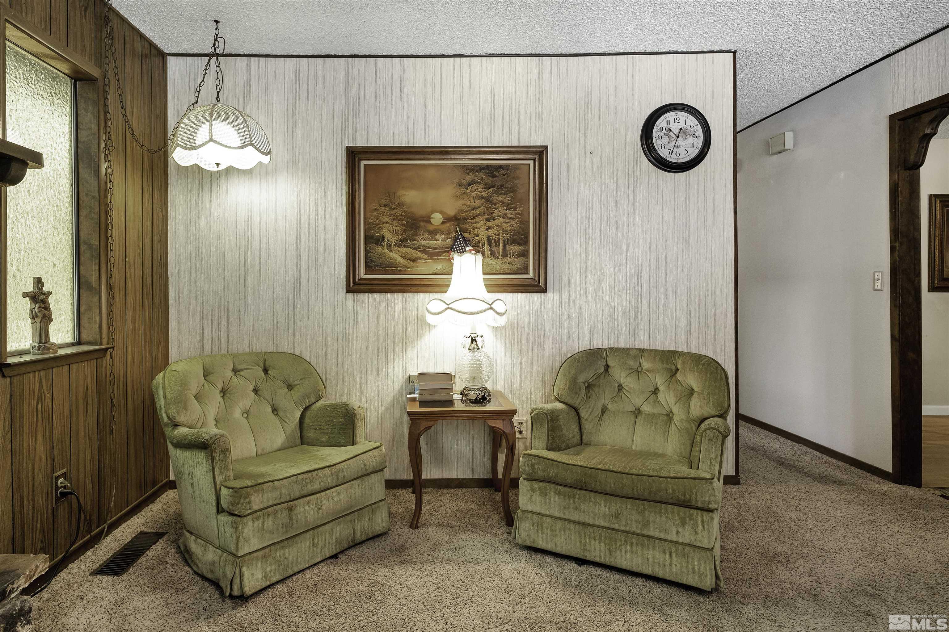 174 Juniper Drive Stateline, NV 89449 - Photo 8 of 32 a living room with furniture