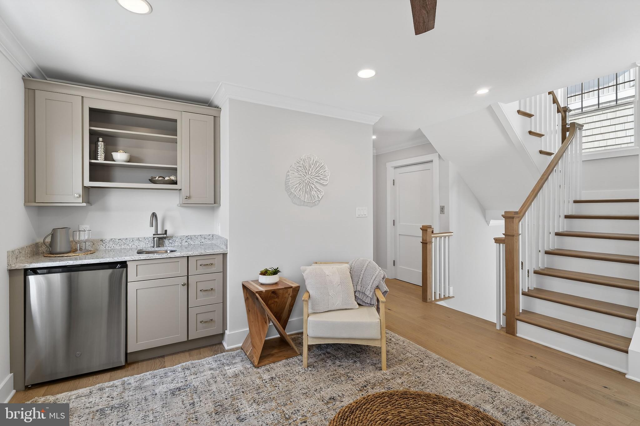 7 Cohasset Road Long Beach Township, NJ 08008 - Photo 28 of 74 Main floor living room w wet bar