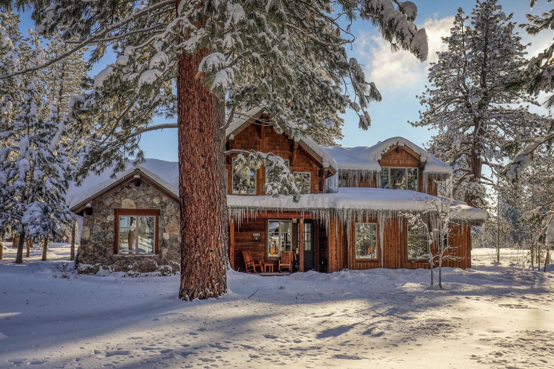 12247 Lookout Loop, Unit F603 Truckee, CA 96161 - Photo 5 of 28 a front view of a house with a yard