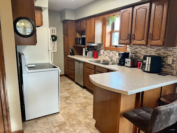 $159,500 | 288 Locust Street, Dawson, MN 56232