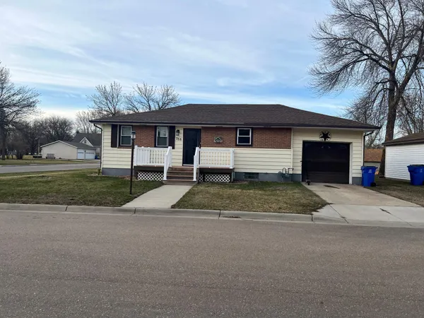 $159,500 | 288 Locust Street, Dawson, MN 56232