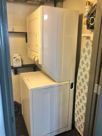 $1,000 | 1617 South Adams Street, Tallahassee, FL 32301