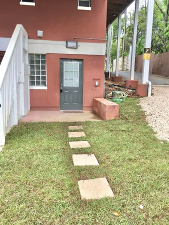 $1,000 | 1617 South Adams Street, Tallahassee, FL 32301