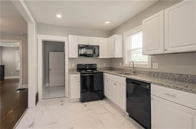 $169,999 | 3411 Agnes Avenue, Kansas City, MO 64128