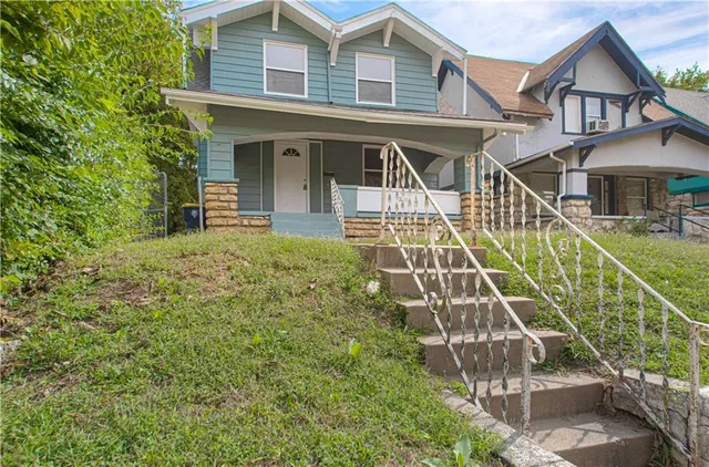 $169,999 | 3411 Agnes Avenue, Kansas City, MO 64128