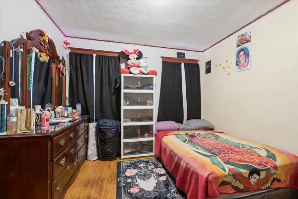 $1,950 | 362 Evans Avenue, Aurora, IL 60505