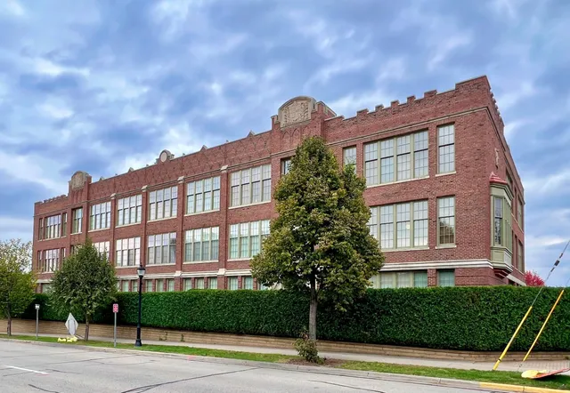 $340,000 | 523 East Avenue, Unit 211, Red Wing, MN 55066