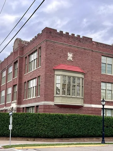 $340,000 | 523 East Avenue, Unit 211, Red Wing, MN 55066