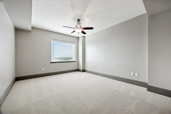 $3,290 | 9870 Gaylord Drive, Unit 1112, Houston, TX 77024