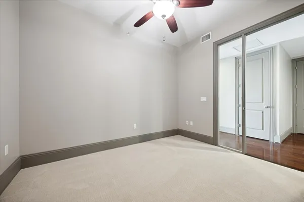 $3,290 | 9870 Gaylord Drive, Unit 1112, Houston, TX 77024