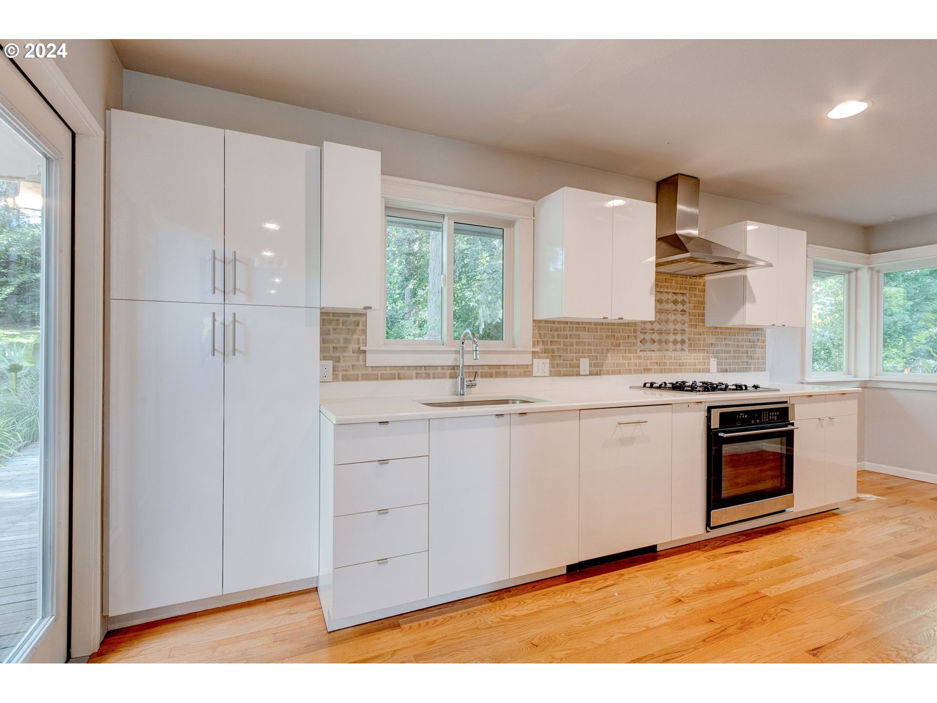 5205 Southwest Nebraska Street Portland, OR 97221 - Photo 12 of 27 Kitchen