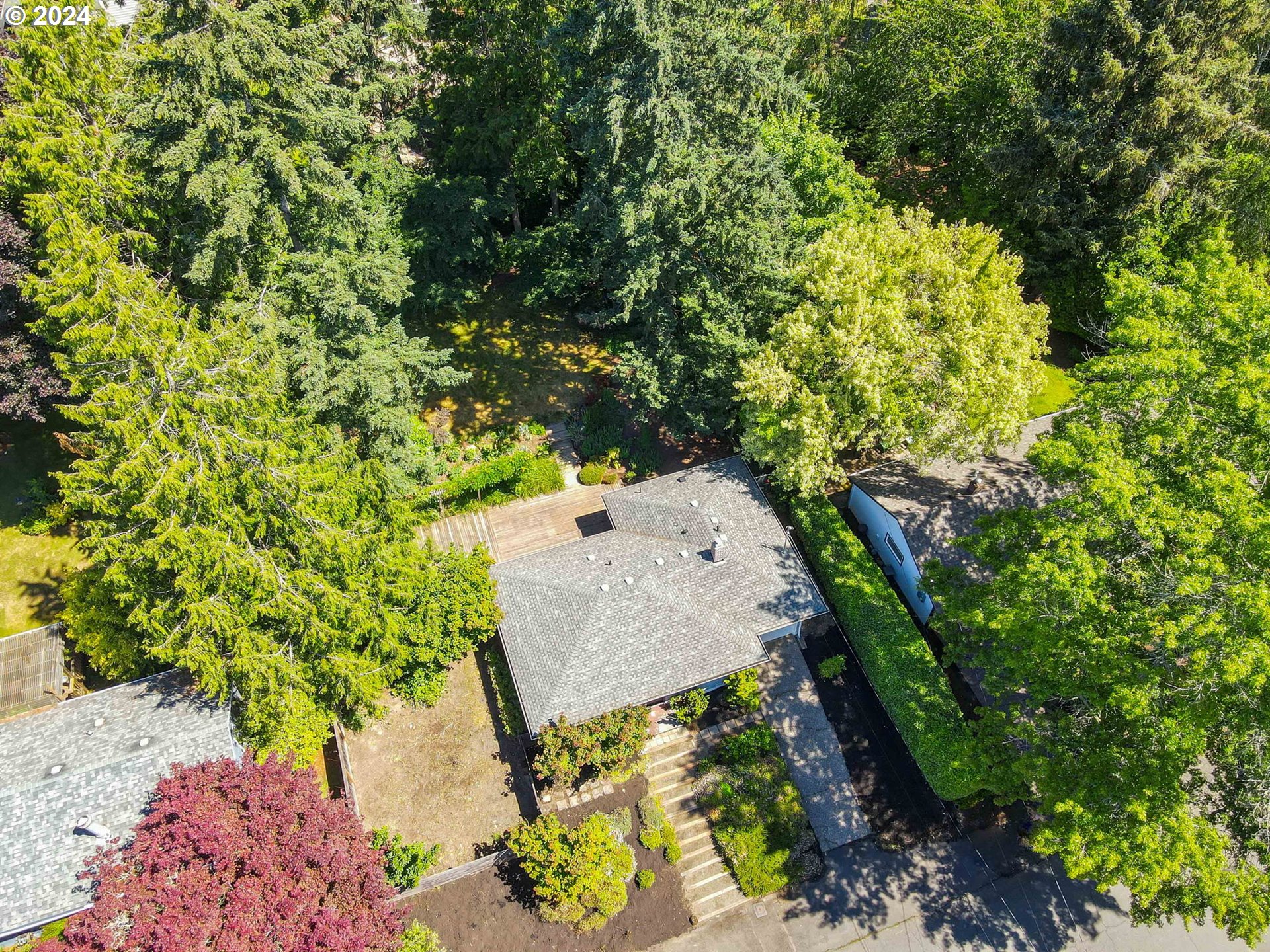 5205 Southwest Nebraska Street Portland, OR 97221 - Photo 26 of 27 Drone View/UAV