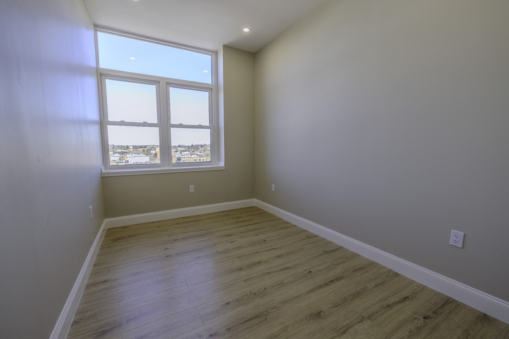 340 Main Street, Unit 703 Melrose, MA 02176 - Photo 11 of 16
