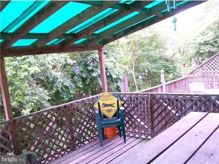 3952 Stratford Road Upper Darby, PA 19026 - Photo 13 of 25 Deck