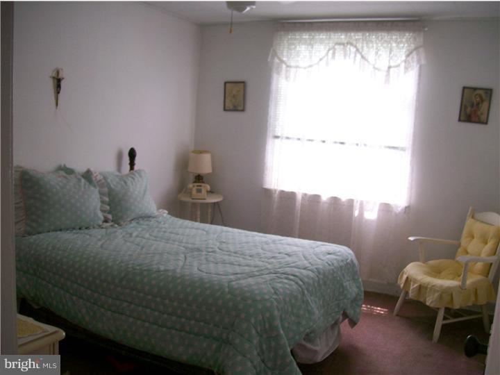 3952 Stratford Road Upper Darby, PA 19026 - Photo 19 of 25 Bedroom 2