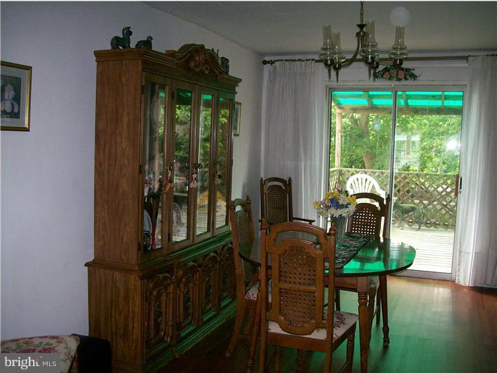3952 Stratford Road Upper Darby, PA 19026 - Photo 9 of 25 Dining Room