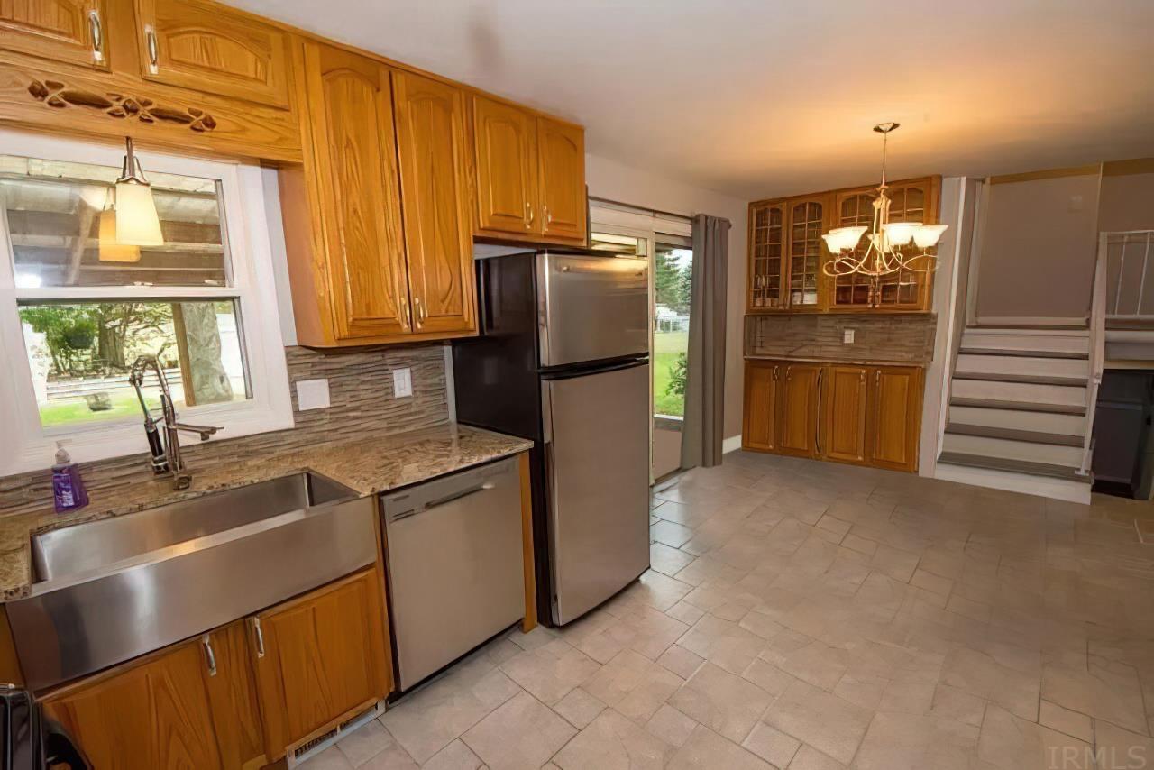 12655 Brick Road Granger, IN 46530 - Photo 7 of 29