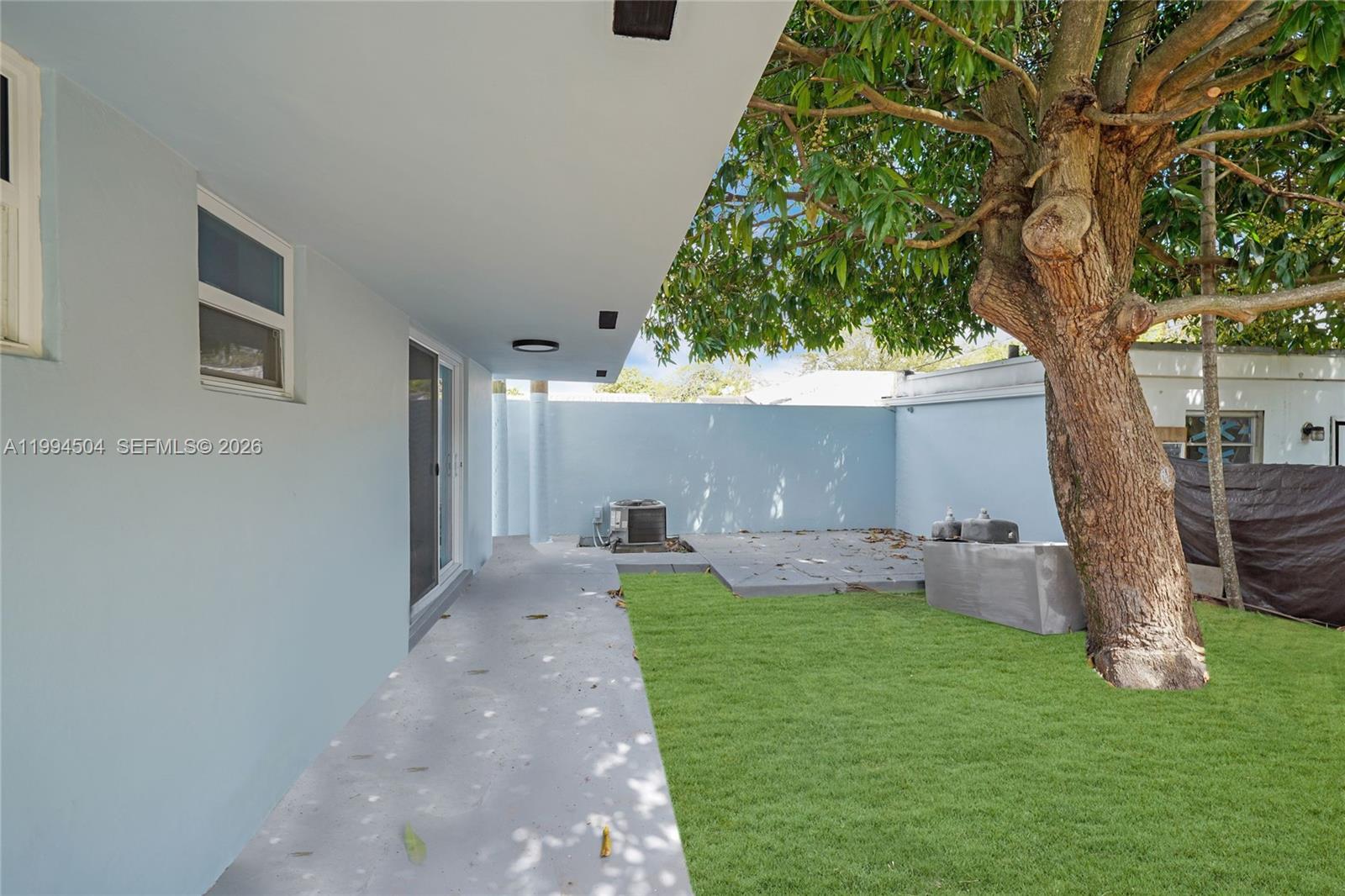 1239 Southwest 22nd Avenue Miami, FL 33135 - Photo 4 of 66