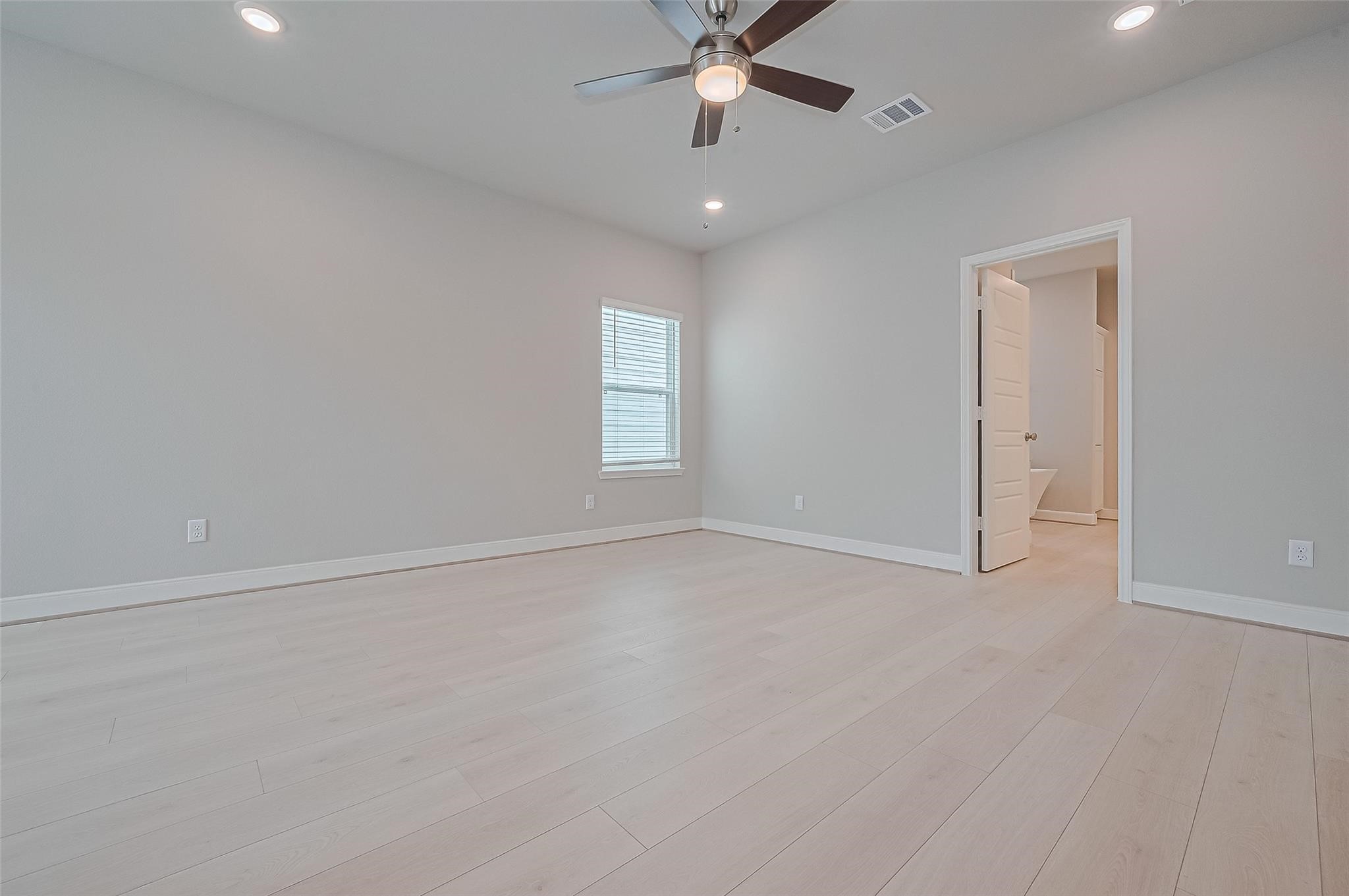 8917 Grovner Place Houston, TX 77080 - Photo 19 of 44