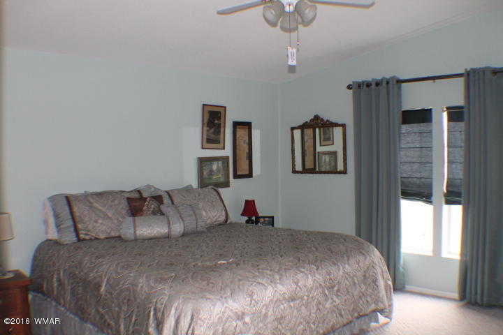 6977 Kings High Road Show Low, AZ 85901 - Photo 15 of 44