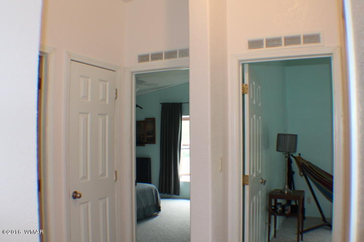 6977 Kings High Road Show Low, AZ 85901 - Photo 23 of 44