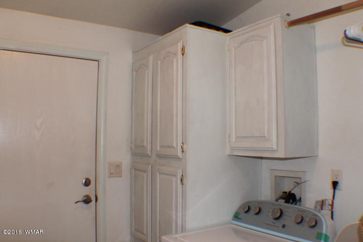 6977 Kings High Road Show Low, AZ 85901 - Photo 33 of 44