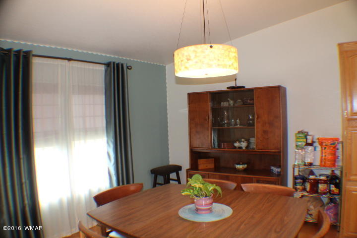 6977 Kings High Road Show Low, AZ 85901 - Photo 7 of 44