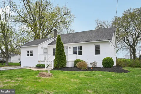 $300,000 | 673 Harrisonville Road, Mullica Hill, NJ 08062