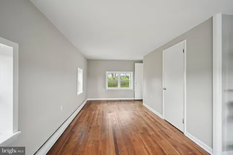 $300,000 | 673 Harrisonville Road, Mullica Hill, NJ 08062