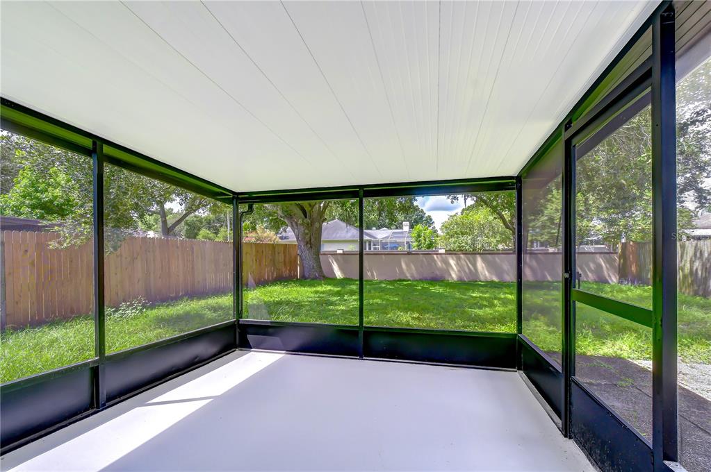 9703 Fox Hollow Road Tampa, FL 33647 - Photo 19 of 21 Gallery Image 19