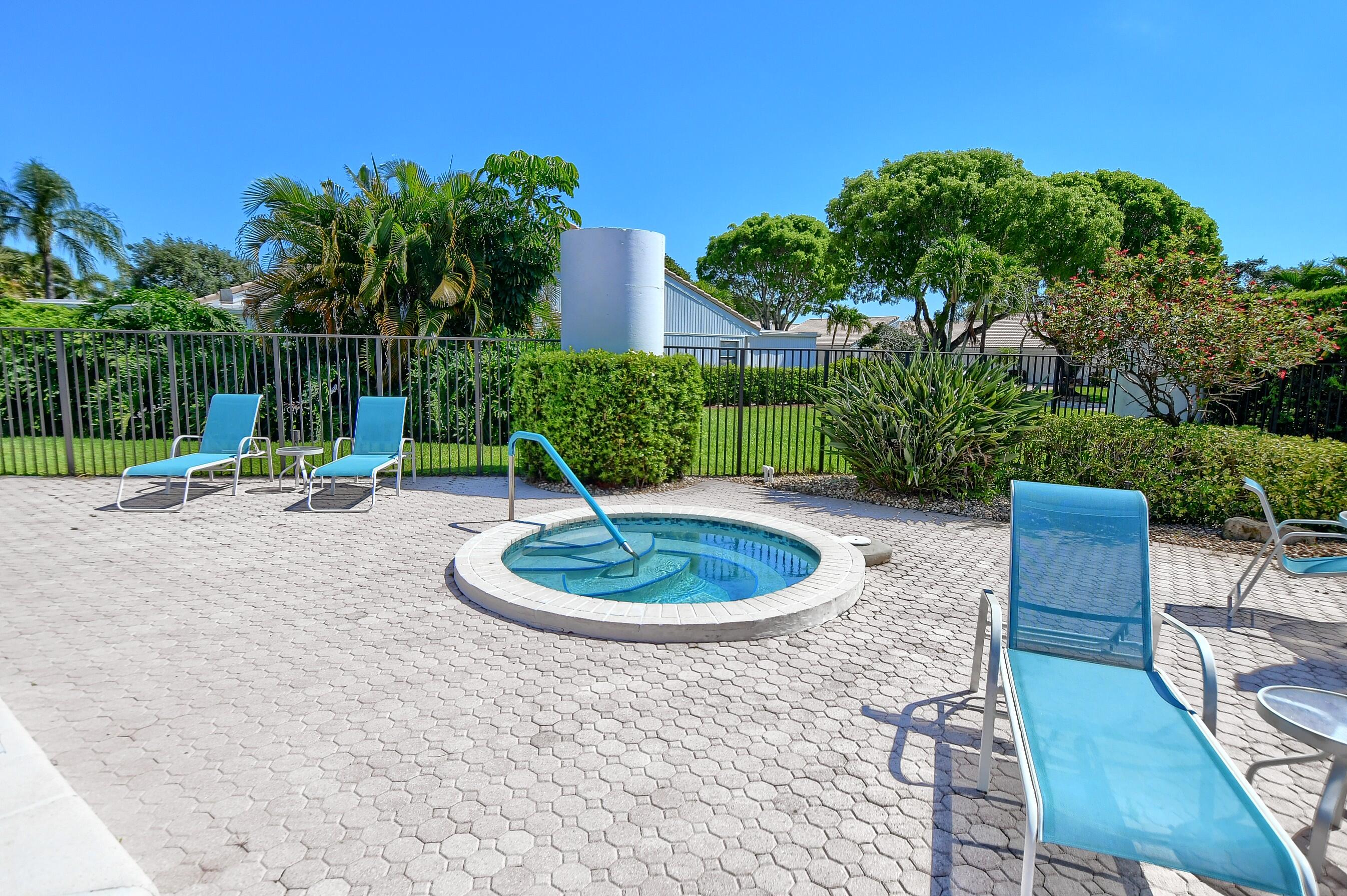 19970 Sawgrass Lane, Unit 4101 Boca Raton, FL 33434 - Photo 50 of 50 COMMUNITY SPA AREA