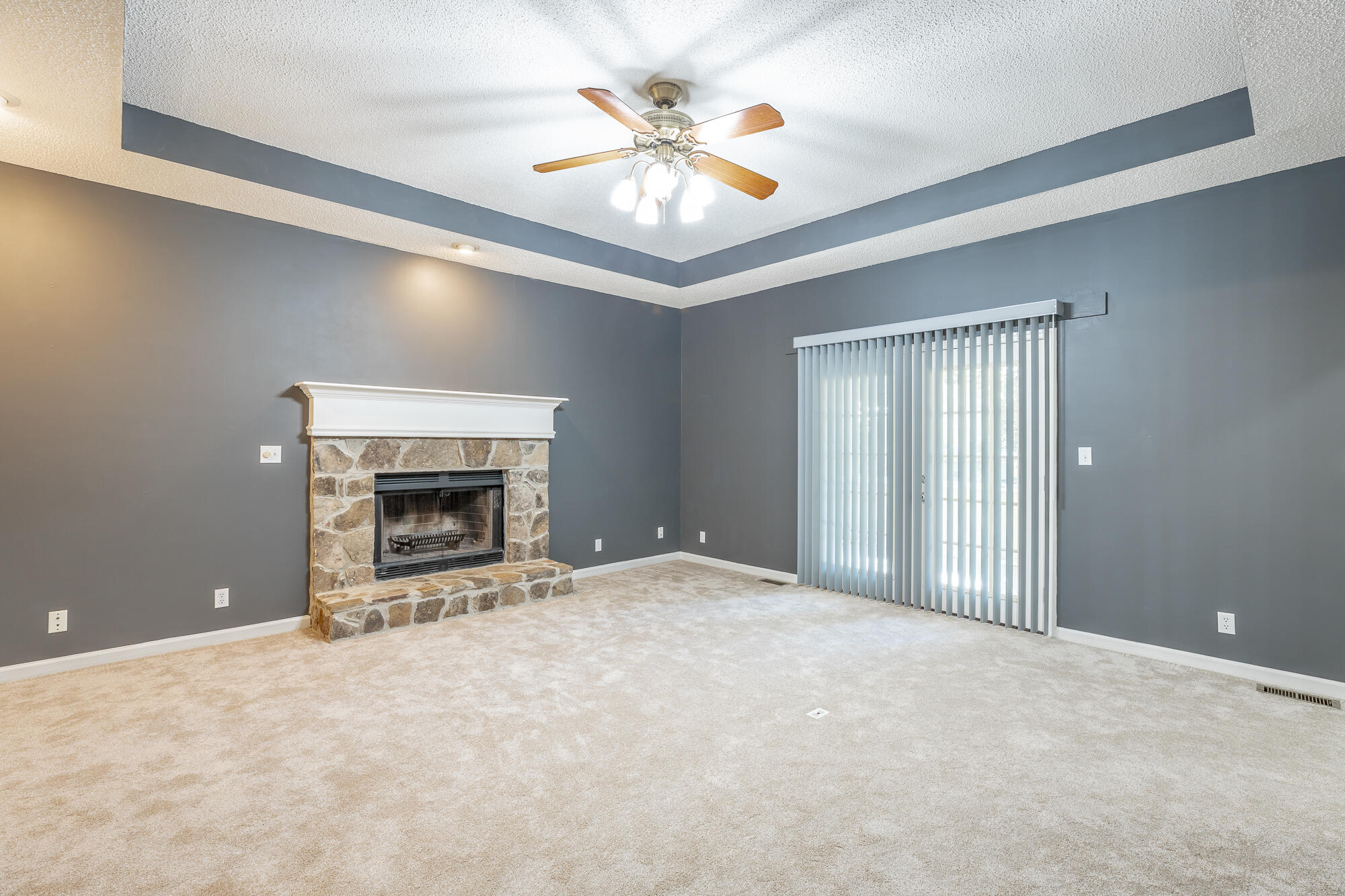 703 Miles Road Signal Mountain, TN 37377 - Photo 22 of 75 Great Room