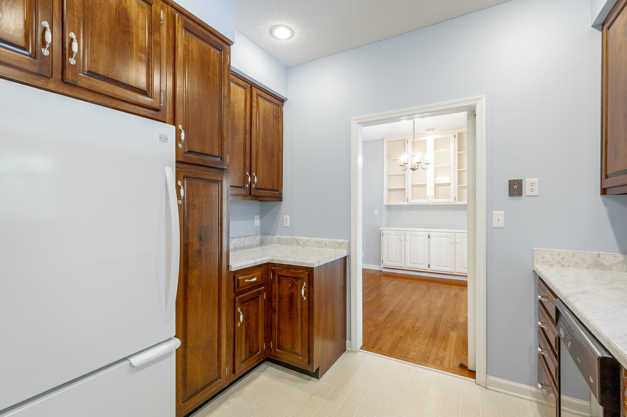 703 Miles Road Signal Mountain, TN 37377 - Photo 34 of 75 Kitchen
