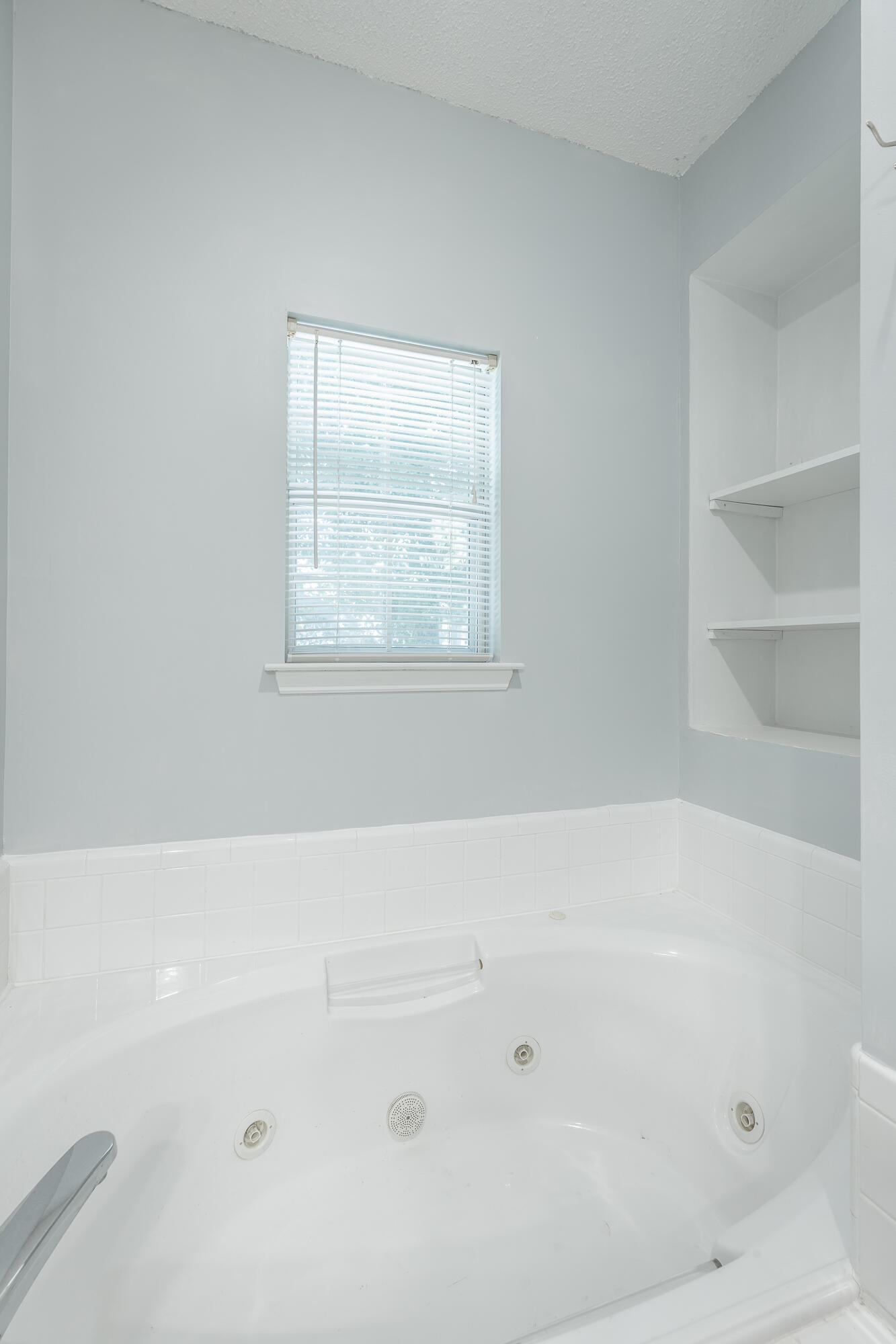 703 Miles Road Signal Mountain, TN 37377 - Photo 48 of 75 Master Bath