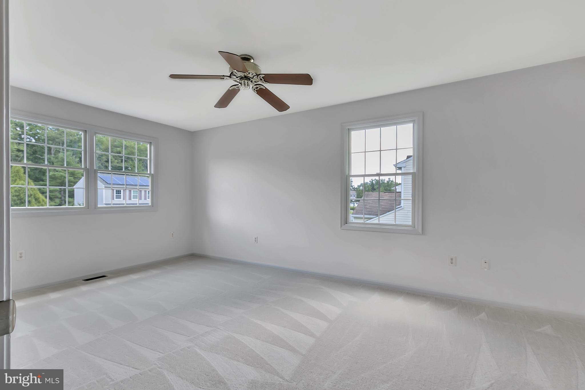 10 New Haven Drive Newark, DE 19713 - Photo 20 of 27 a view of an empty room with a window