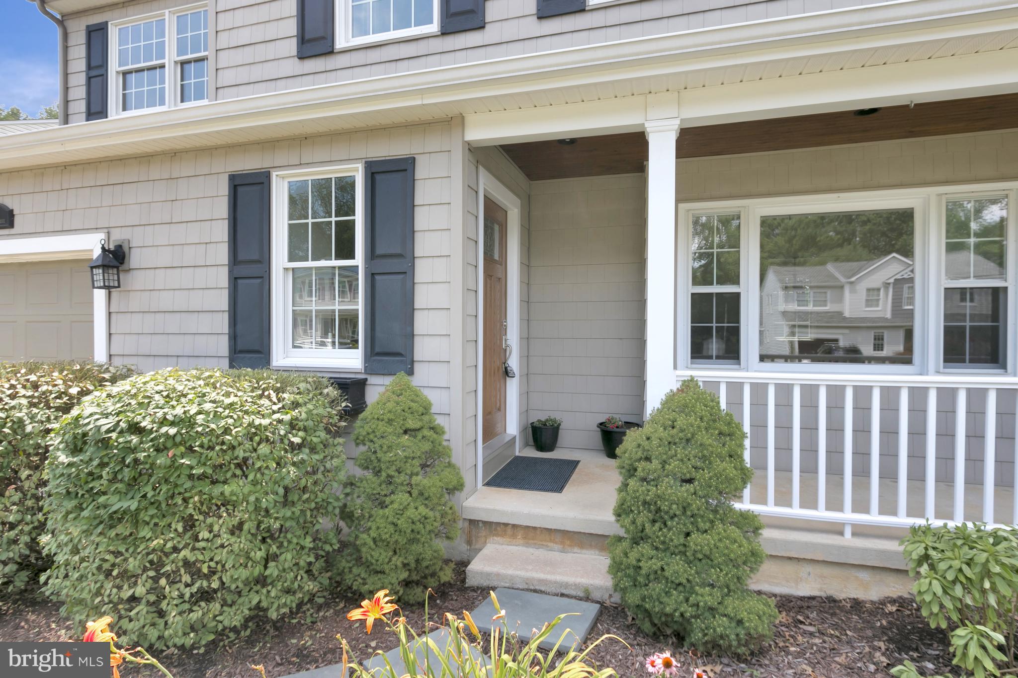 10 New Haven Drive Newark, DE 19713 - Photo 3 of 27 front view of a house