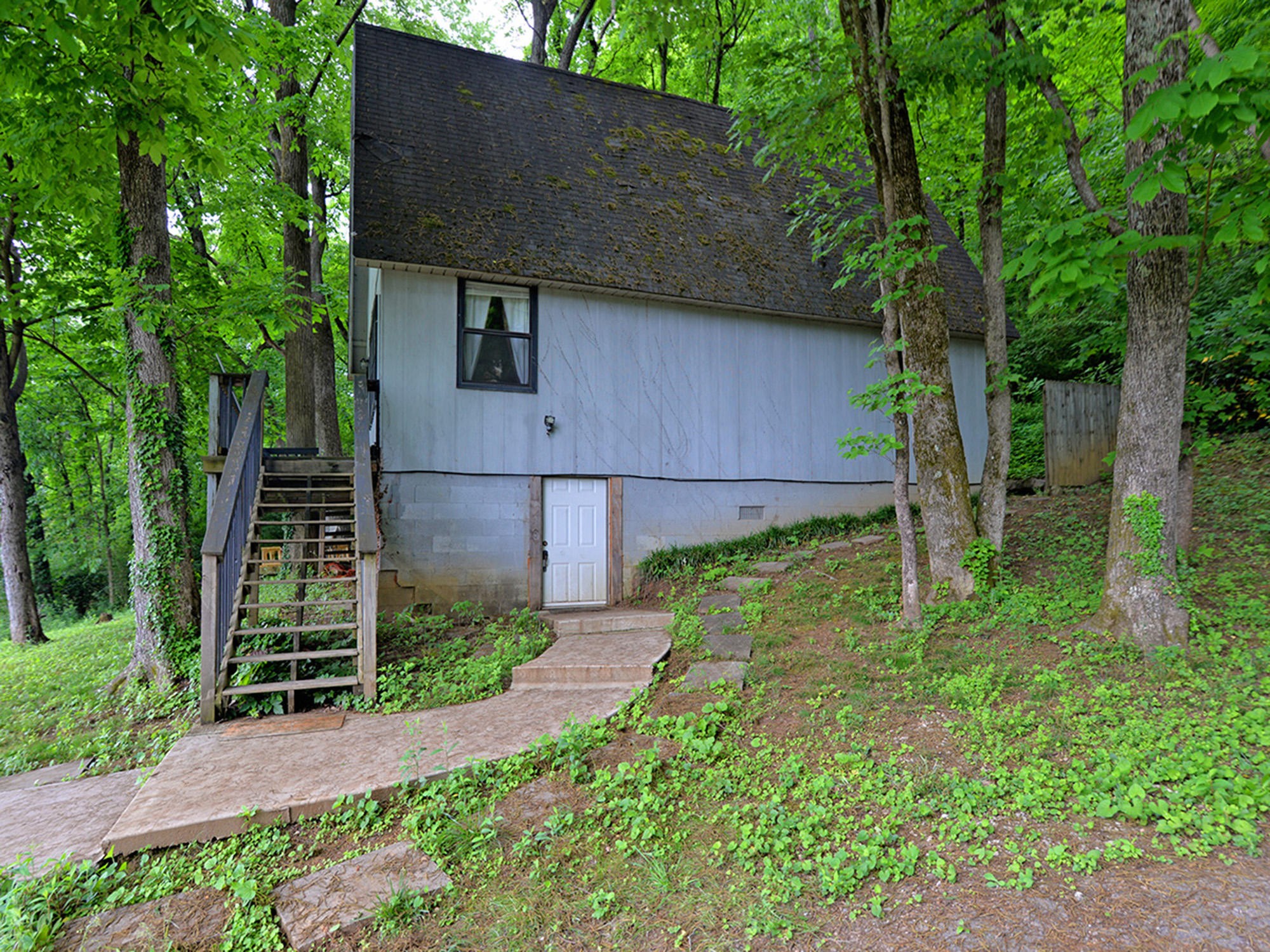 6728 Adrian Road Knoxville, TN 37918 - Photo 2 of 26 Gallery Image 2
