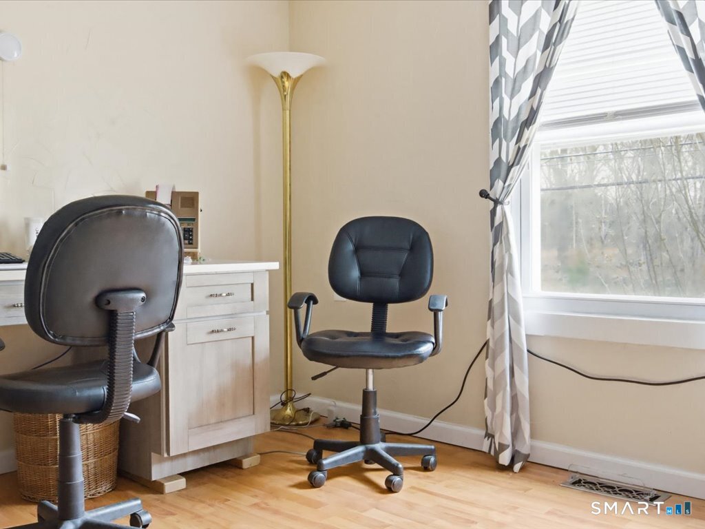 247 Cossaduck Hill Road North Stonington, CT 06359 - Photo 23 of 41