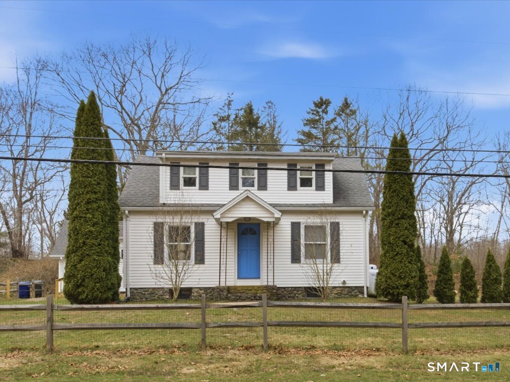 247 Cossaduck Hill Road North Stonington, CT 06359 - Photo 3 of 41