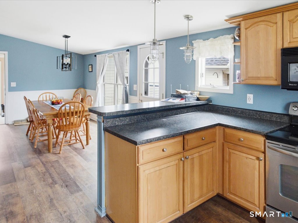 247 Cossaduck Hill Road North Stonington, CT 06359 - Photo 7 of 41