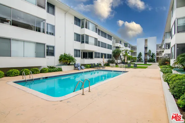 $3,600 | 8701 Delgany Avenue, Unit 208, Playa del Rey, CA 90293