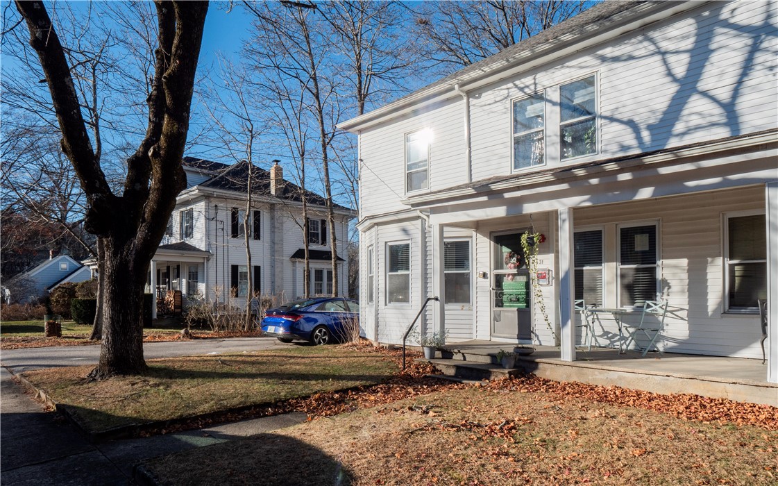 31 Sunset Avenue, Unit 1D West Warwick, RI 02893 - Photo 2 of 25