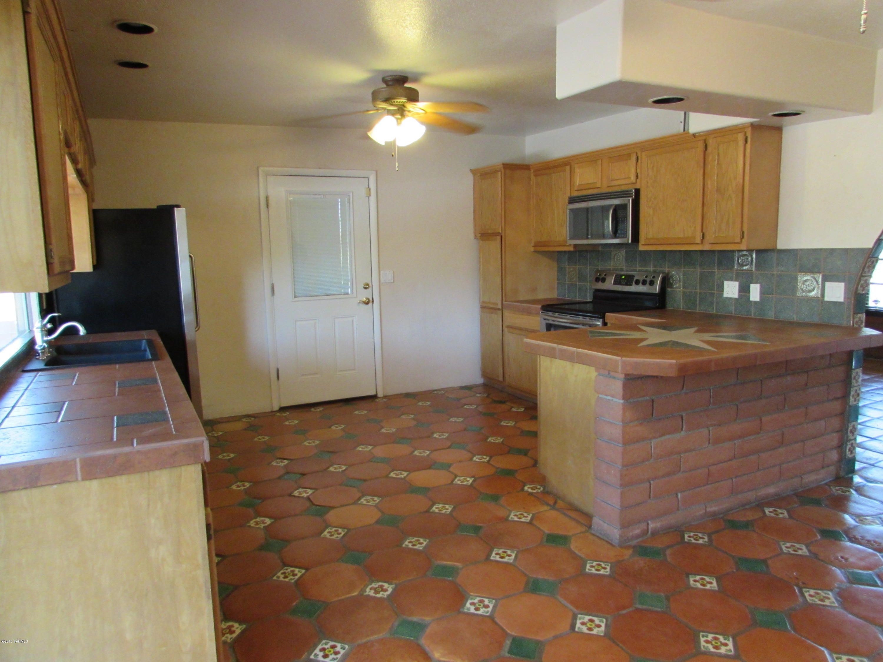 3590 West Massingale Road Tucson, AZ 85741 - Photo 8 of 28