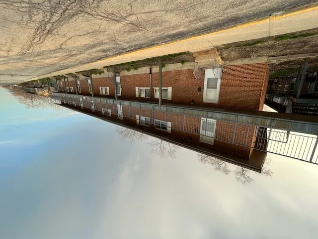 $1,400 | 1500 Busse Road, Unit 2D, Mount Prospect, IL 60056