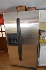 428 Putnam Hill Road Sutton, MA 01590 - Photo 21 of 42 a close view of refrigerator in kitchen