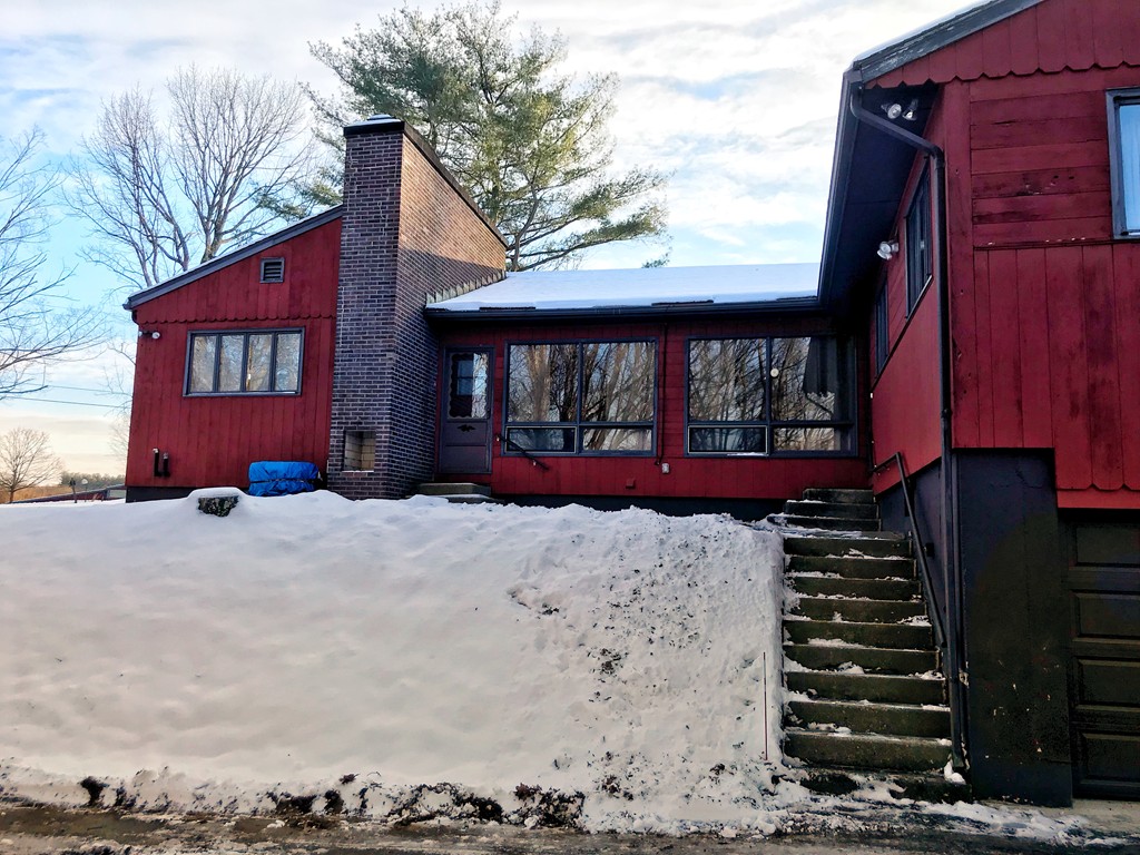 734 Main Road Granville, MA 01034 - Photo 3 of 12 Gallery Image 3