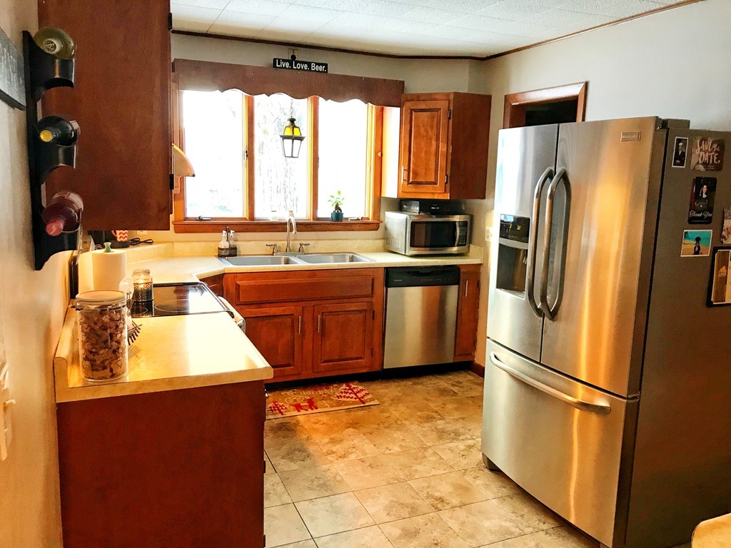 734 Main Road Granville, MA 01034 - Photo 6 of 12 Gallery Image 6