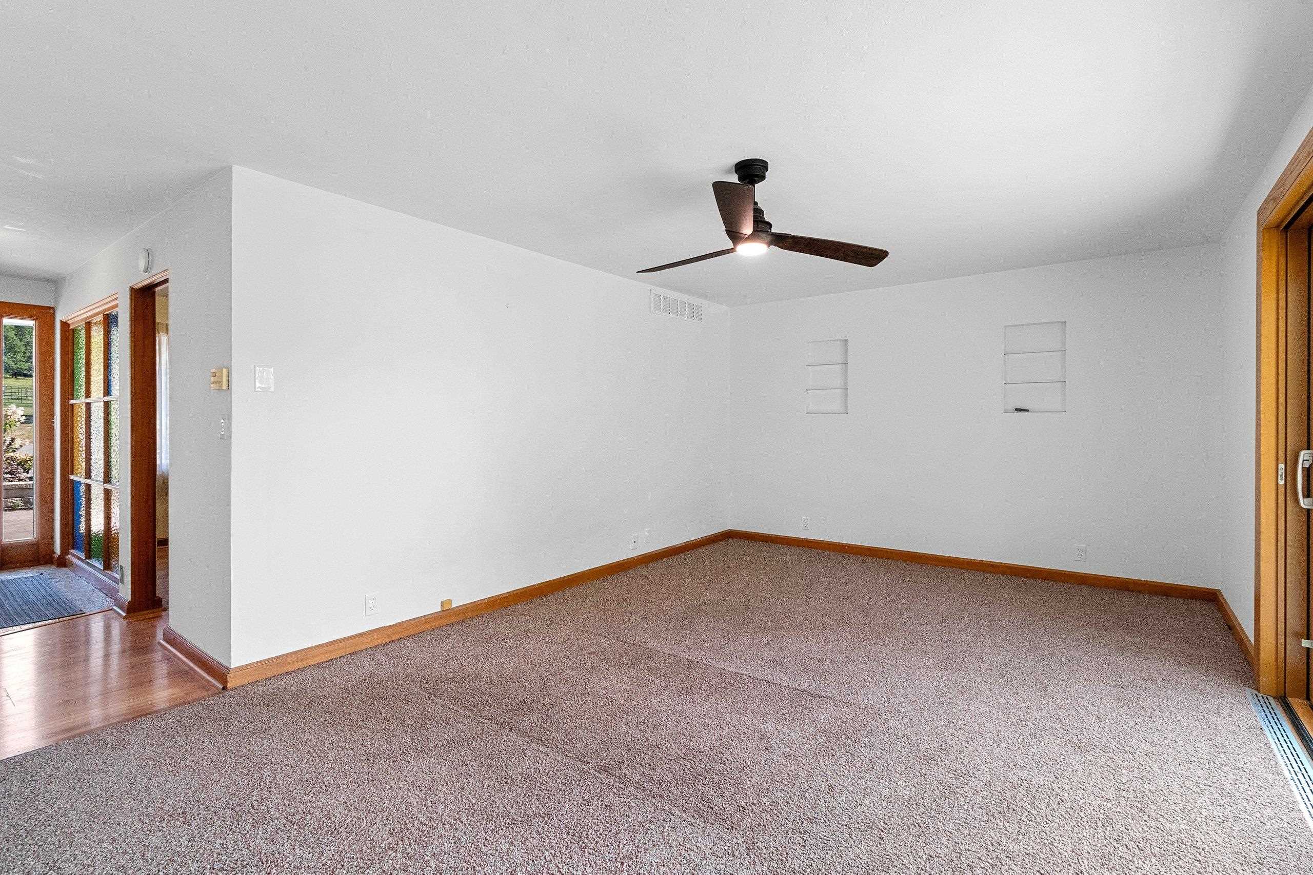 E6356 County Road North Manawa, WI 54949 - Photo 13 of 41 Gallery Image 13